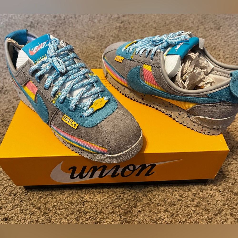 Nike Cortez - women’s 5.5